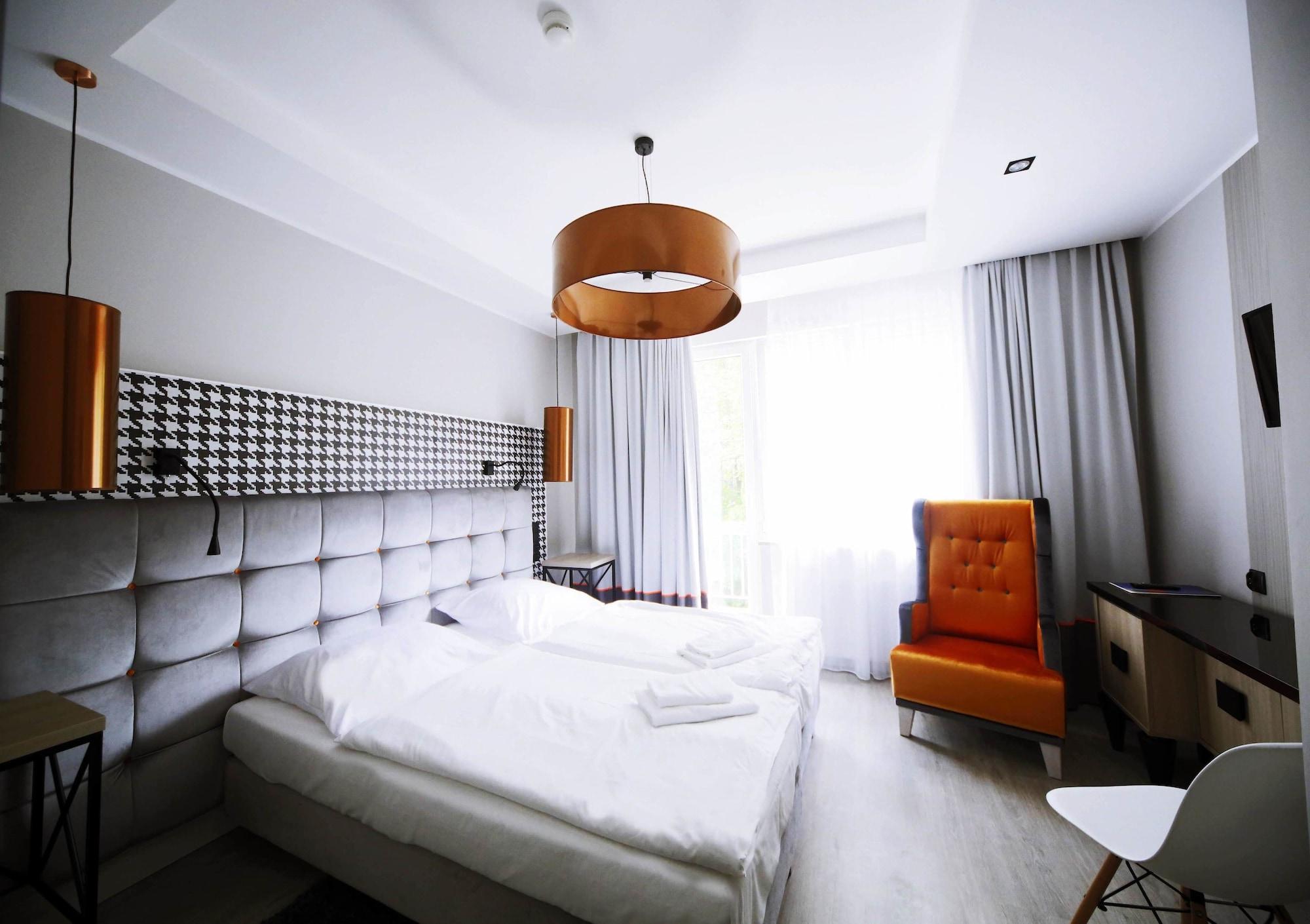 Hotel Pomaranczowa Plaza Sopot Buitenkant foto